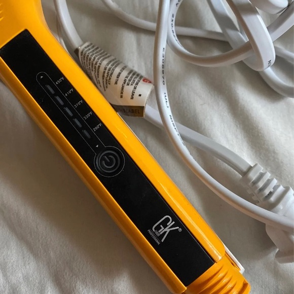 GK One Control Titanium Flat Iron - Picture 2 of 2